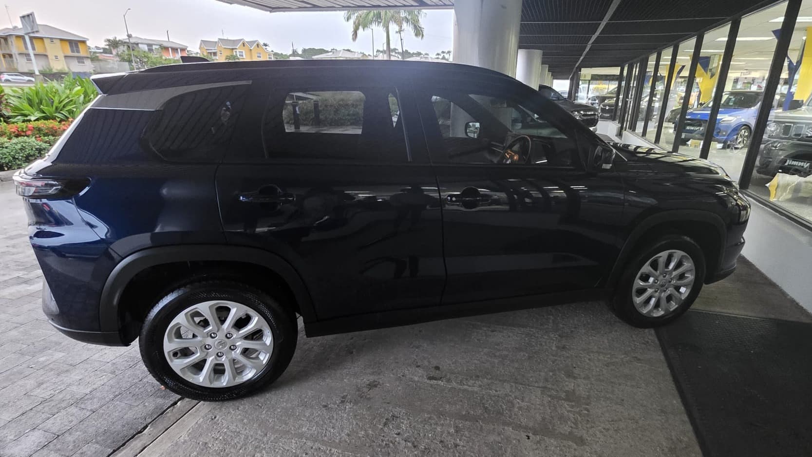 2025 Grand Vitara Hybrid - Image 2